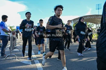 Runner Photo 1670265
