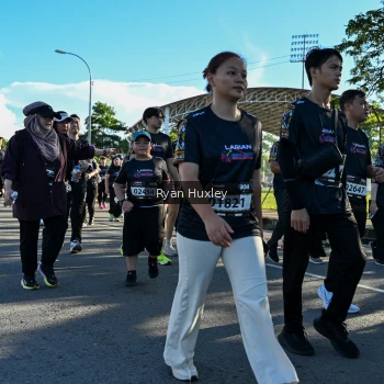 Runner Photo 1670274