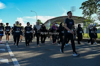 Runner Photo 1670307