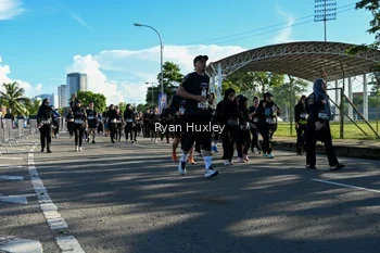 Runner Photo 1670334
