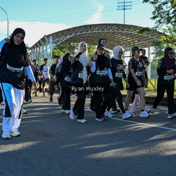 Runner Photo 1670405