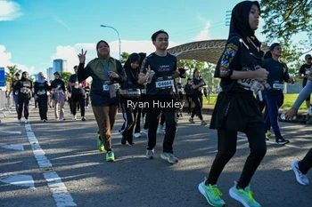 Runner Photo 1670446