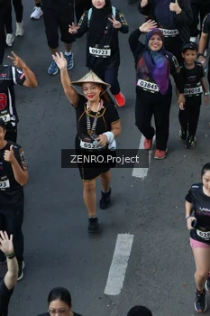 Runner Photo 1670453