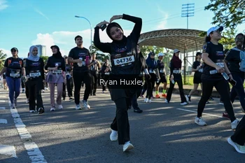 Runner Photo 1670454