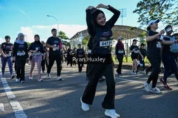 Runner Photo 1670459