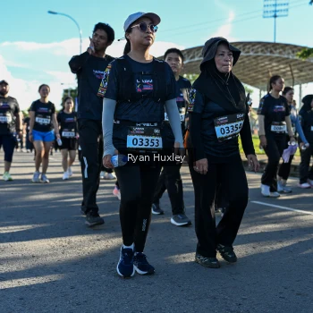 Runner Photo 1670500