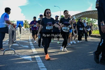 Runner Photo 1670503