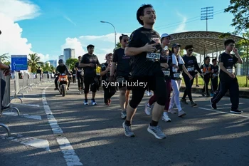 Runner Photo 1670520