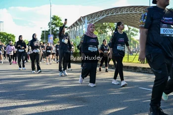 Runner Photo 1670542