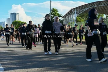 Runner Photo 1670547