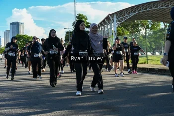 Runner Photo 1670549