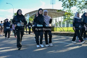 Runner Photo 1670552