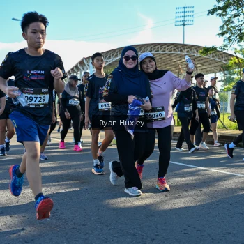 Runner Photo 1670559