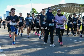 Runner Photo 1670560