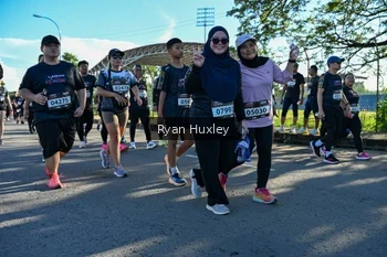 Runner Photo 1670567