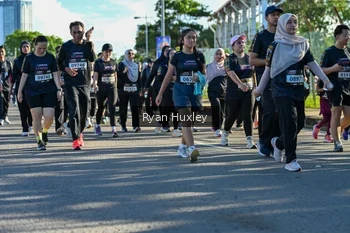 Runner Photo 1670583