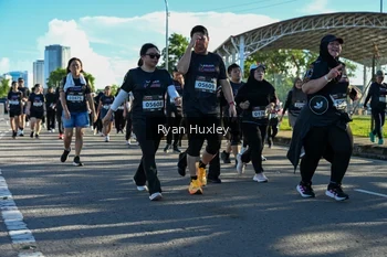 Runner Photo 1670584