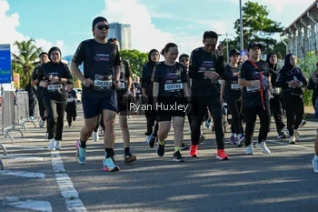 Runner Photo 1670591
