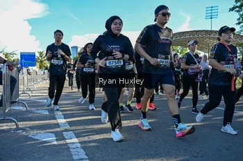 Runner Photo 1670596