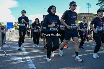 Runner Photo 1670597