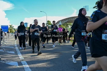 Runner Photo 1670646