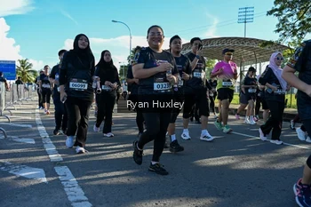 Runner Photo 1670649
