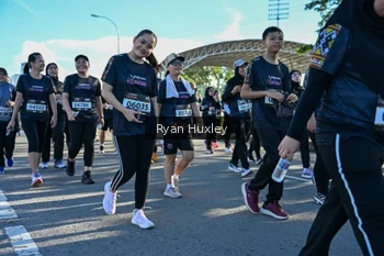 Runner Photo 1670657