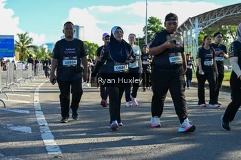 Runner Photo 1670668