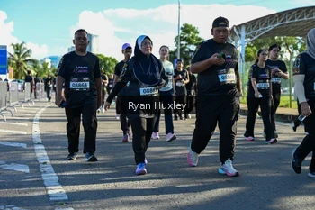 Runner Photo 1670669