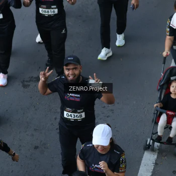 Runner Photo 1670724
