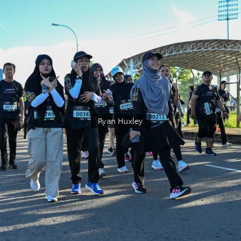 Runner Photo 1670748