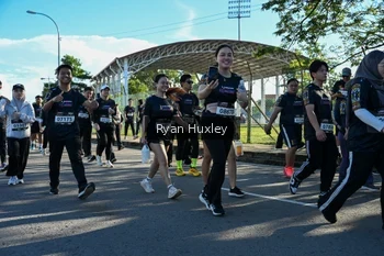 Runner Photo 1670754