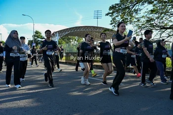 Runner Photo 1670763