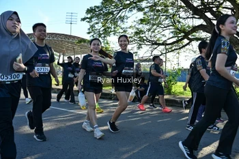 Runner Photo 1670771
