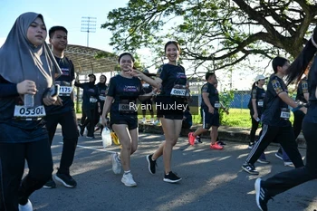 Runner Photo 1670773