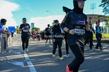 Runner Photo 1670777