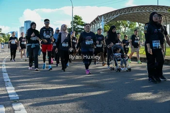 Runner Photo 1670786