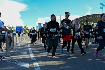 Runner Photo 1670797