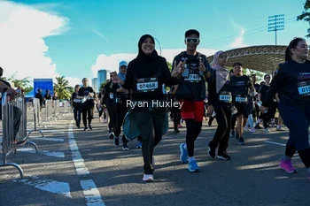 Runner Photo 1670801
