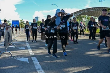 Runner Photo 1670804