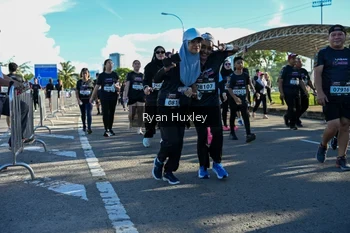 Runner Photo 1670805
