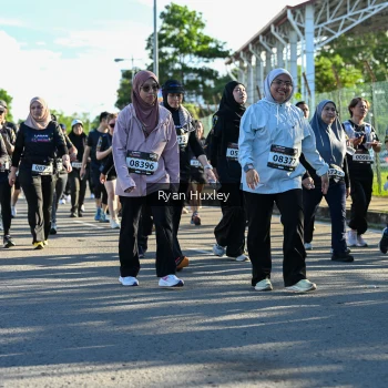 Runner Photo 1670859