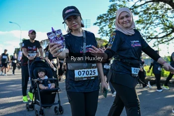Runner Photo 1670885