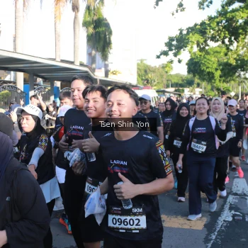 Runner Photo 1670892