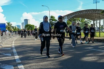 Runner Photo 1670965