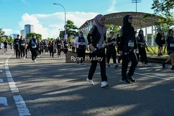 Runner Photo 1670983