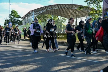 Runner Photo 1670984