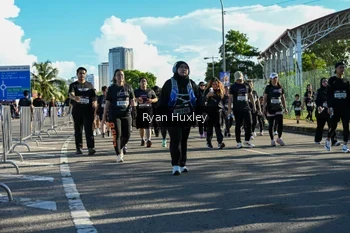 Runner Photo 1670989