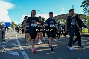 Runner Photo 1671004