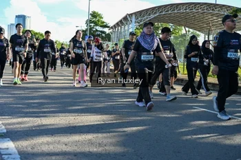 Runner Photo 1671019
